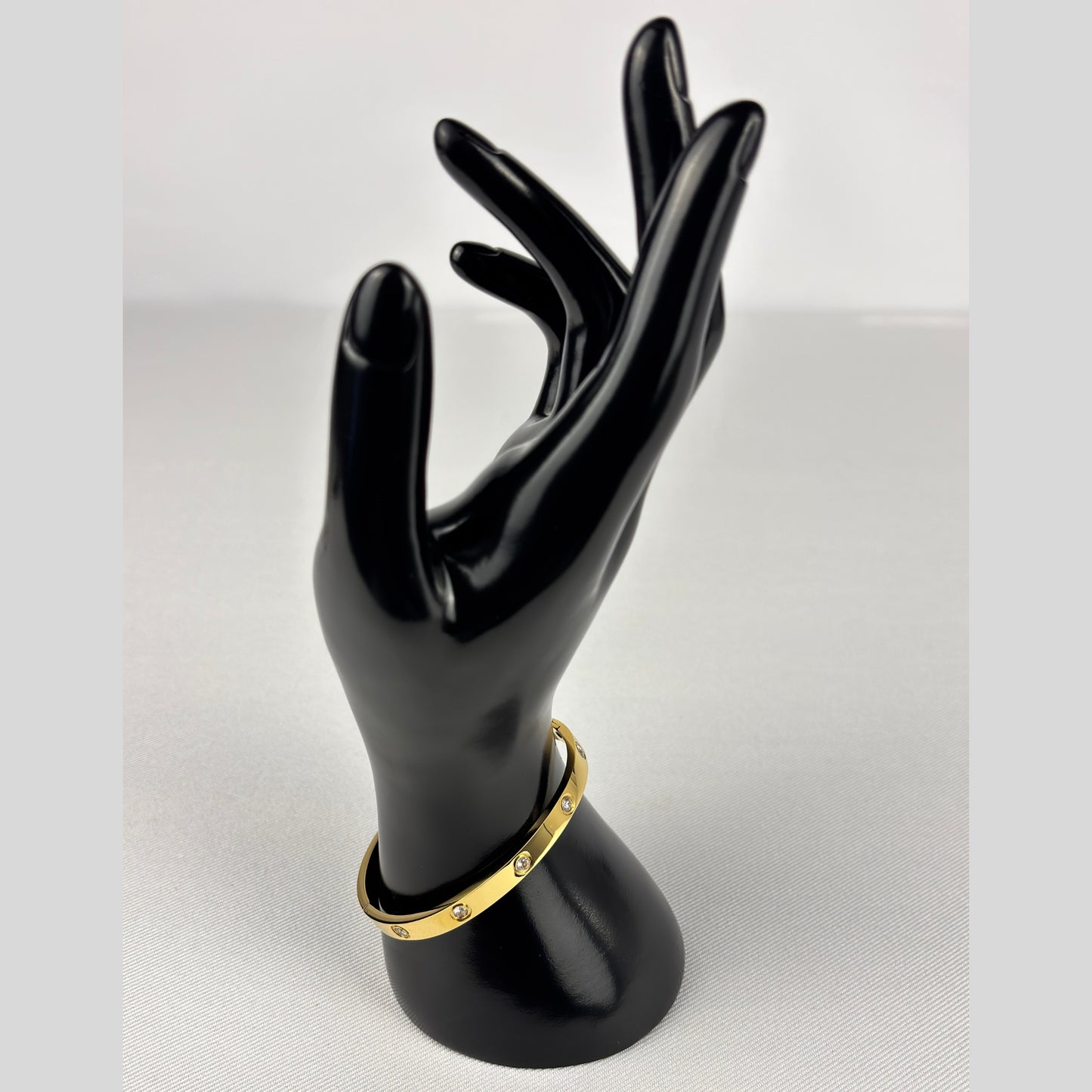 Lustra Bangle