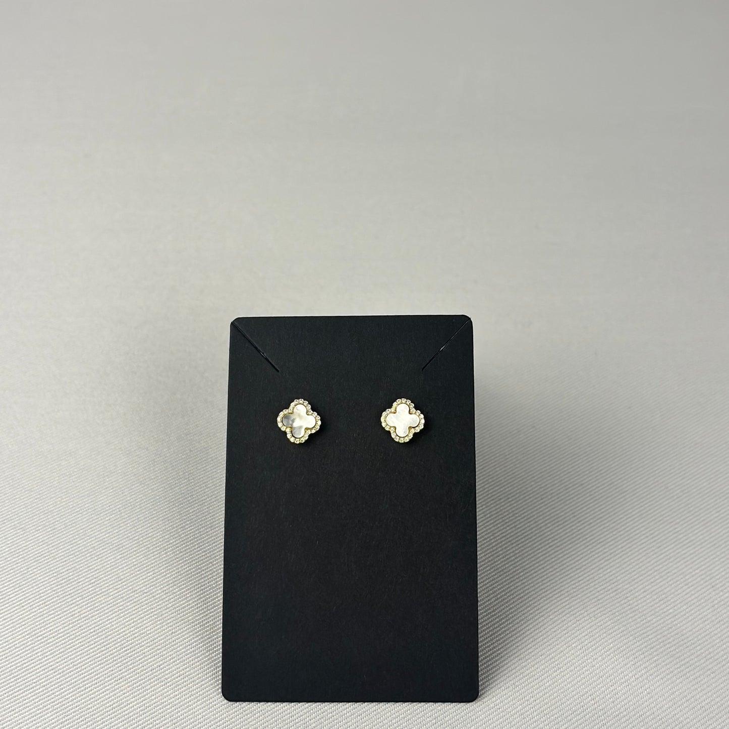 Pearl Clover Earrings